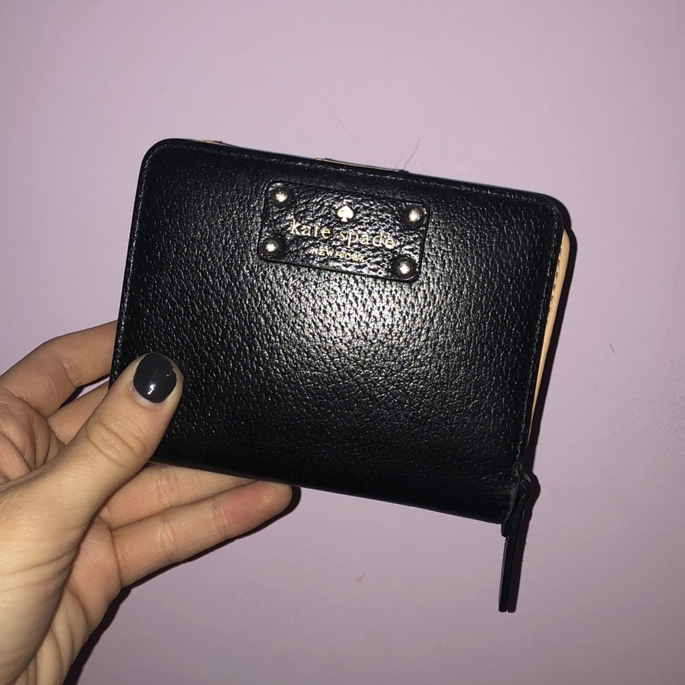 Kate spade travel size wallet